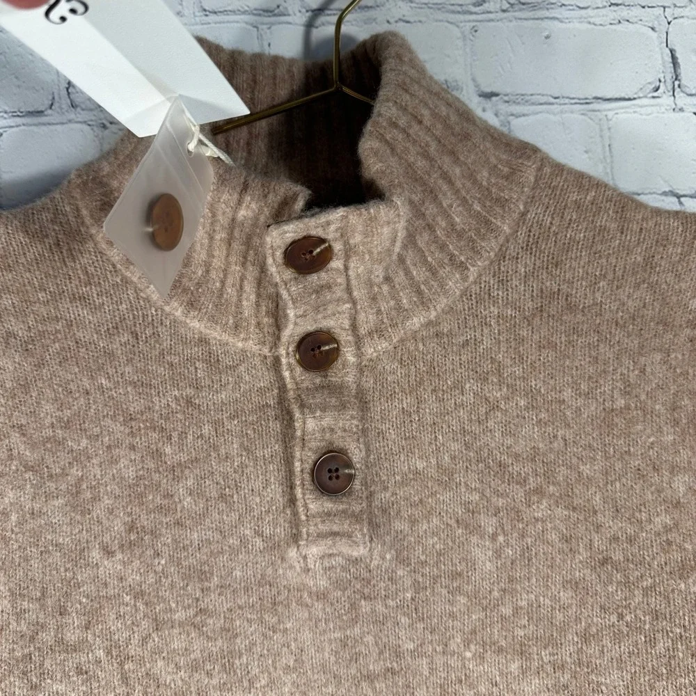 NEW Collars & Co Mens Luxury Wool Blend Mock Neck Button Sweater Tan Medium